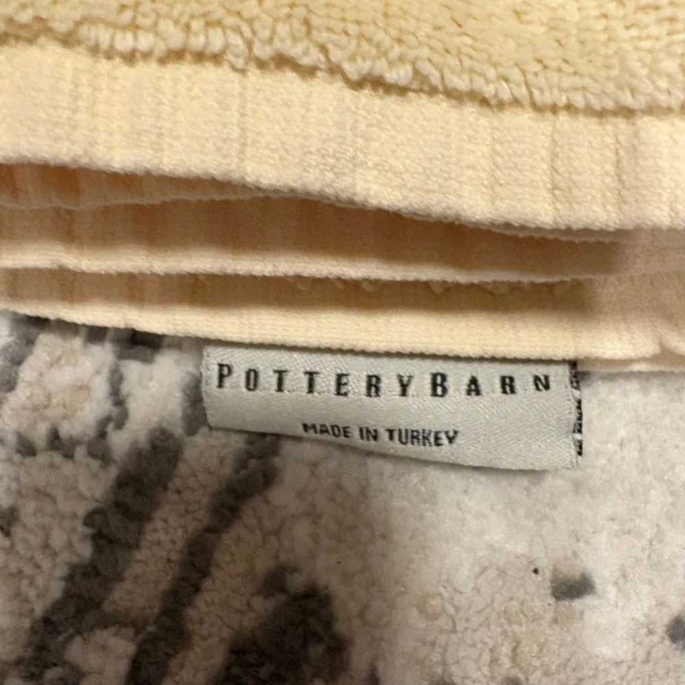 😍5 pack Pottery Barn Linens